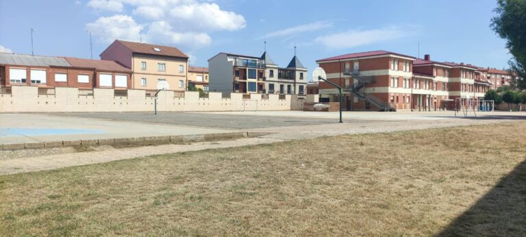 La Diputación aprueba el reparto de 436.000 euros para la reparación conservación y mejora de 84 colegios rurales
