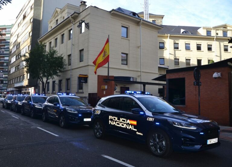 La Policía Nacional de Astorga recibirá nuevos vehículos radiopatrulla híbridos