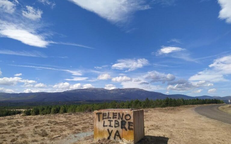 Teleno Libre pregunta a Amparo Valcarce si los drones antiincendios servirán para limpiar el vertedero de munición del campo de tiro