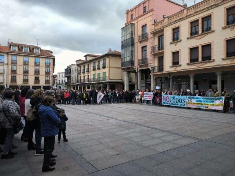 El rechazo a la planta de lodos de Piedralba recopila 285 firmas de empresas de la comarca