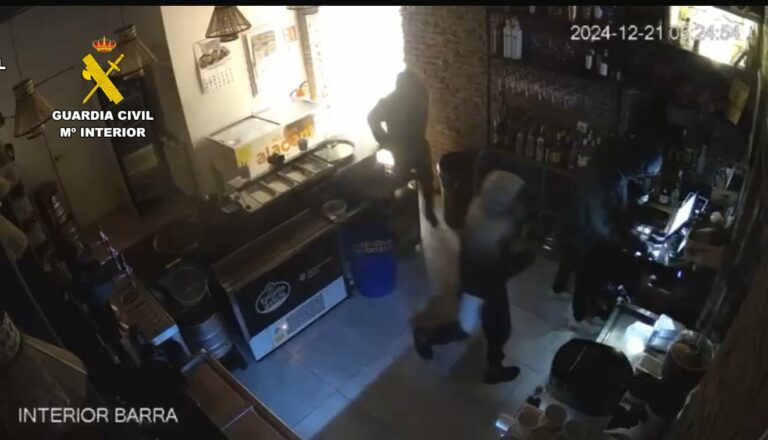 La Guardia Civil desarticula un grupo criminal dedicado al robo en establecimientos públicos