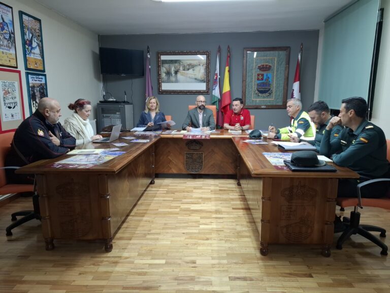 La Junta Local de Seguridad diseña el plan de actuación para garantizar la seguridad en las Justas Medievales del Passo Honroso
