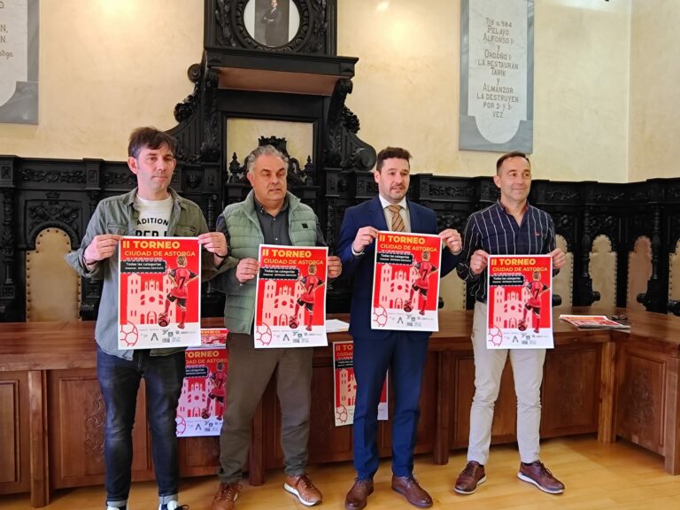 El II Torneo Ciudad de Astorga reunirá a casi 800 futbolistas en las instalaciones de Cosamai