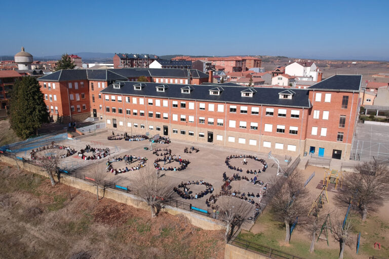 El Colegio Paula Montal de Astorga, finalista del Premio de Innovación Educativa 2025 de Escuelas Católicas Castilla y León y la UEMC