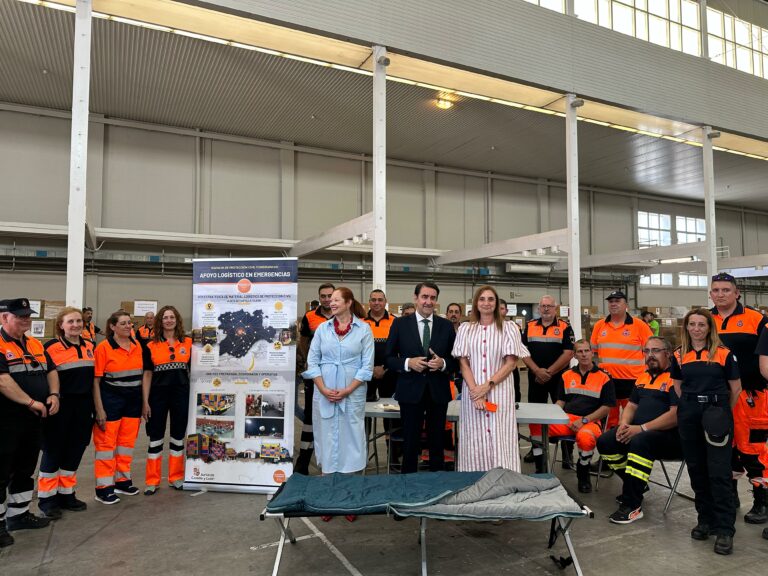 La Junta pone en marcha una red estratégica de material logístico de 26 toneladas para la gestión de emergencias en 27 municipios de la Comunidad por 243.000 euros
