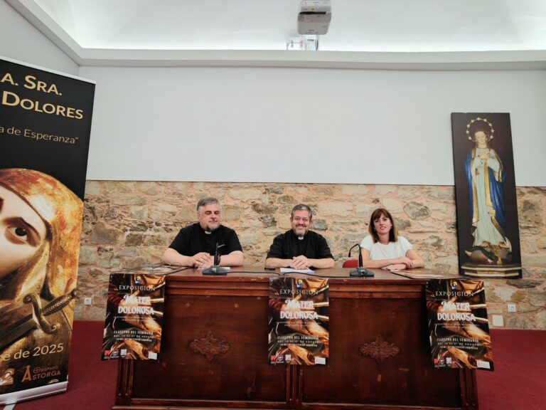 El Seminario acoge más de 60 piezas que muestran la devoción a la Virgen de los Dolores en la Diócesis de Astorga