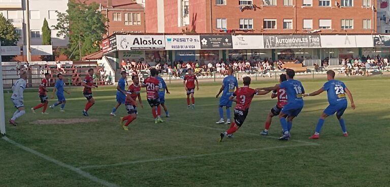 Victoria apurada del Astorga para cerrar la pretemporada (1-0)