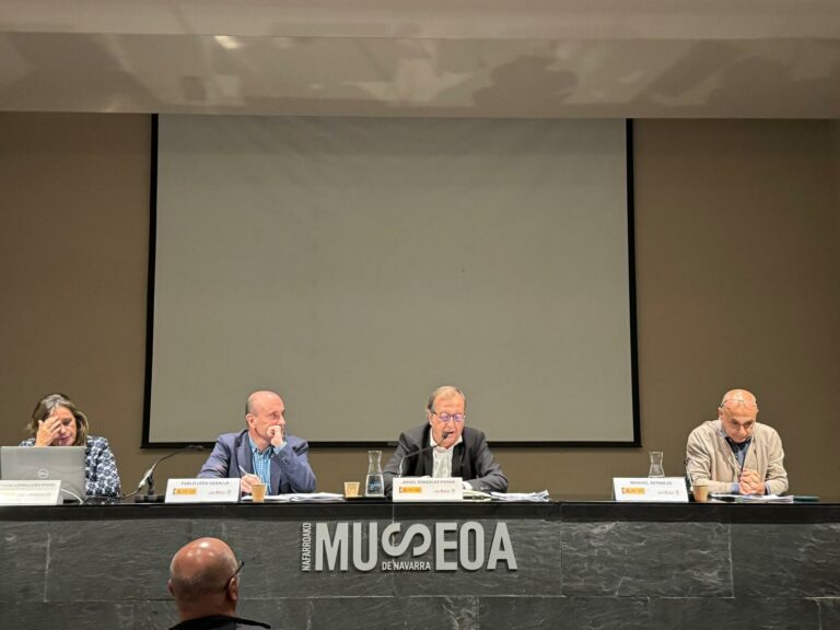 Castilla y León refuerza su compromiso con la Acogida Tradicional Jacobea en una devisiva jornada celebrada en Navarra