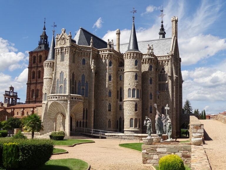 El Palacio de Gaudí superó en 2025 las 125.000 visitas