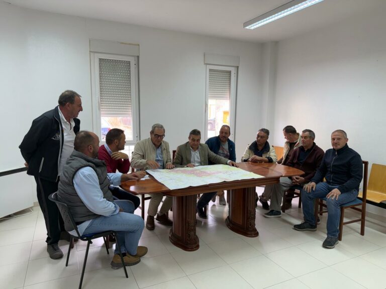 La Junta informa a la Comunidad de Usuarios de Aguas Subterráneas del Órbigo-Eria de los pasos a seguir para llevar a cabo la modernización de su regadío