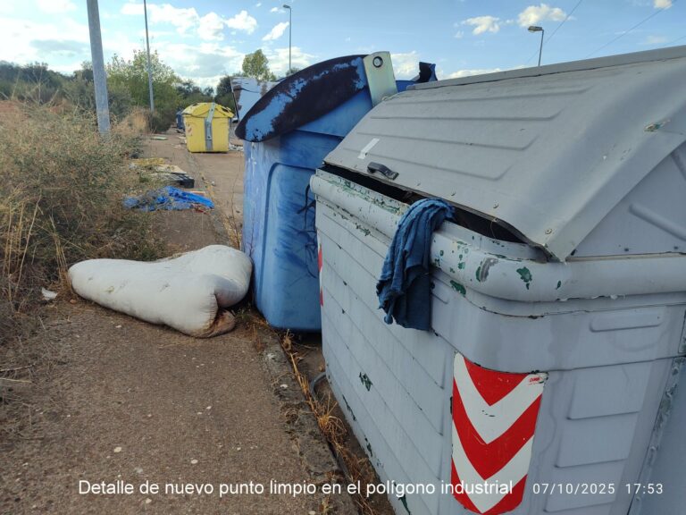 El equipo de gobierno defiende el nuevo punto limpio del Polígono ya que el actual «está obsoleto y fuera de normativa»