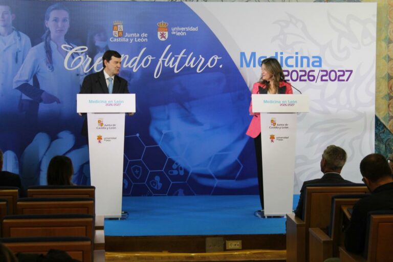 Universidad y Junta reafirman que León tendrá Medicina el curso 2026/27 y se comprometen para consolidar unos estudios “de calidad y excelencia”