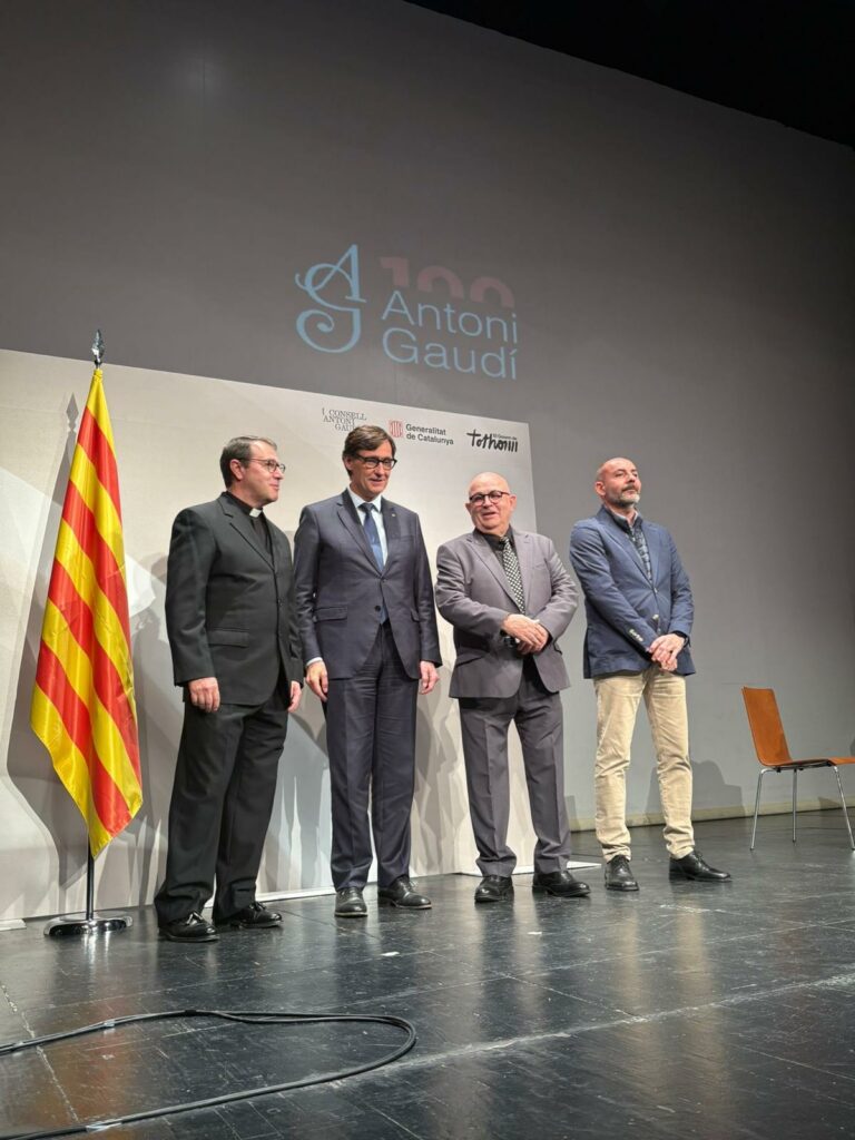 El Palacio Episcopal de Astorga inaugura el Año Gaudí en Reus y Ruidoms