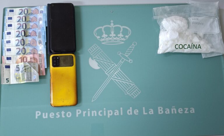 Detenido en La Bañeza en posesión de unos 210 gramos de cocaína