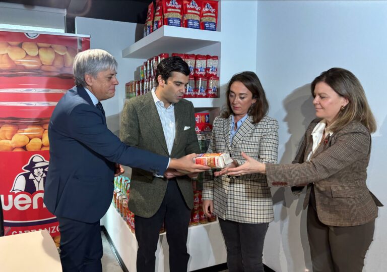 Más de 150 empresas de la industria agroalimentaria solicitan la nueva línea de ayudas de la Junta para impulsar las exportaciones