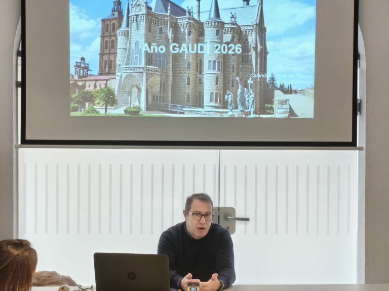 El Año Gaudí se celebra en Astorga con un amplio programa de actividades que buscan implicar a toda ciudad