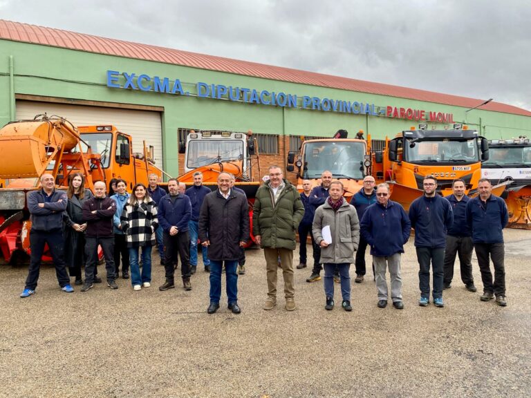 La Diputación cuenta con cerca de 60 vehículos para hacer frente a la climatología durante este invierno