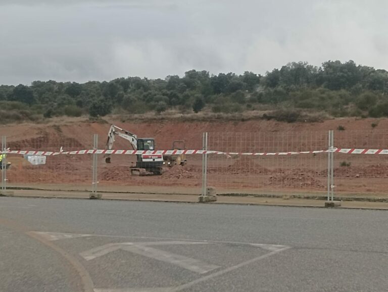 Comienzan los primeros trabajos de construcción del nuevo punto limpio de Astorga en el polígono