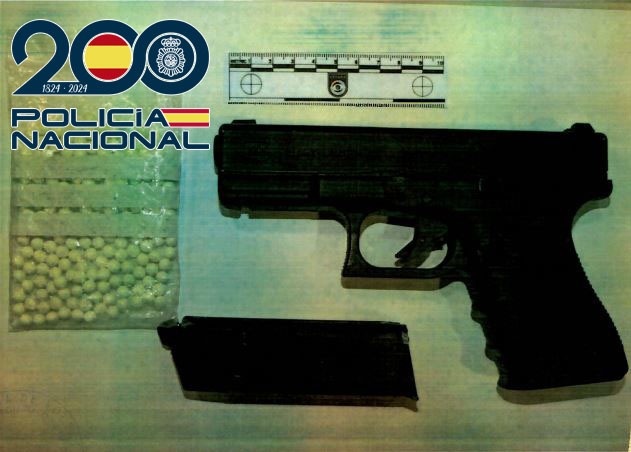 Policía Nacional detiene en Astorga a un varón por amenazas graves tras exhibir un arma en una zona de ocio