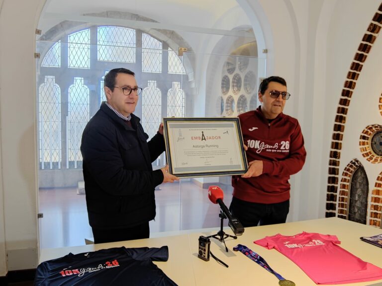El club Astorga Running, Embajador del Palacio de Gaudí