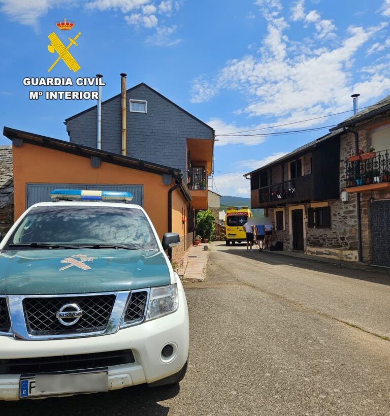 La Guardia Civil auxilia y rescata a una mujer lesionada en los Cañones del Górgora (Villagatón)