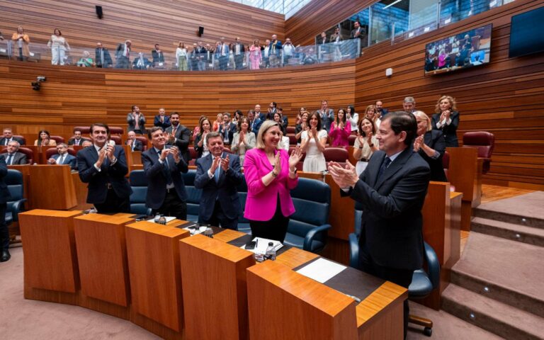 Fernández Mañueco toma posesión este jueves como presidente de la Junta para un tercer mandato